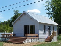 Cottage Seven exterior at Cedar Springs